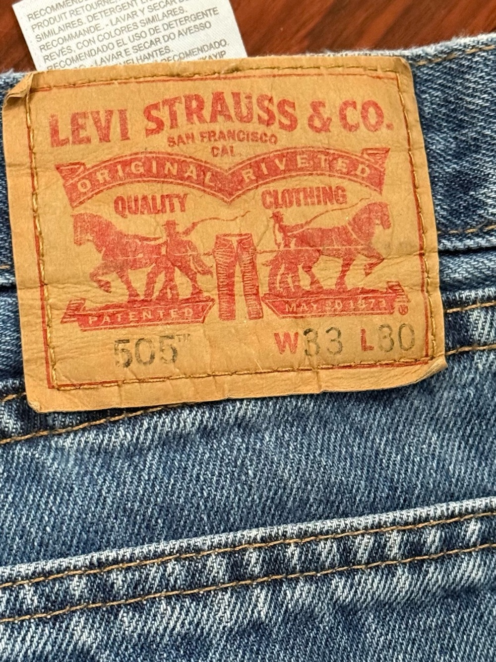 Levi’s 505 - 33x30 - Picture 6 of 7